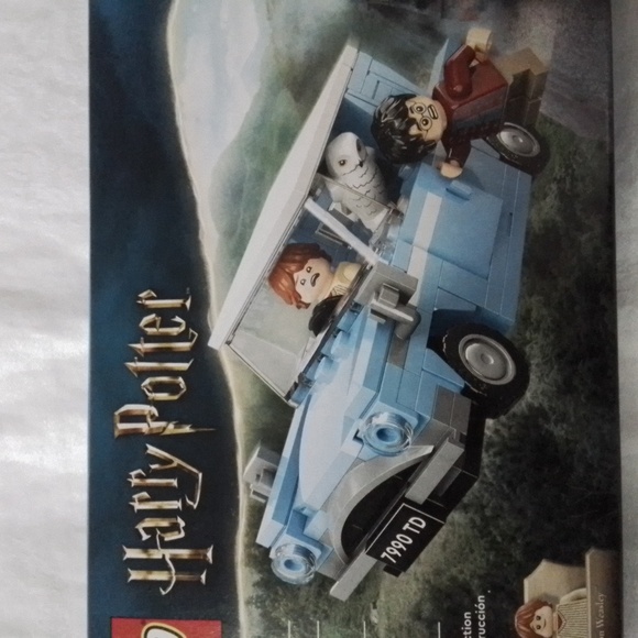 LEGO 76424 Harry Potter Flying Ford Anglia, 165 pcs, age 7+, New and Sealed box - Picture 3 of 7